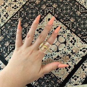 handmade chunky gold & clear resin ring🤎